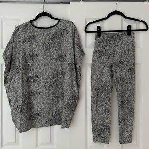 NOOWORKS Tiger Print Leggings & Tee Set | XS